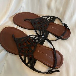 Black women’s sandals